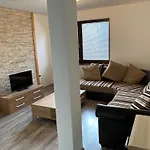 Max-well Paviljoni Apartament