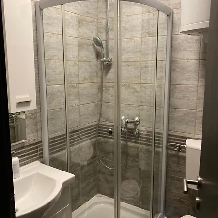 Max-well Paviljoni *