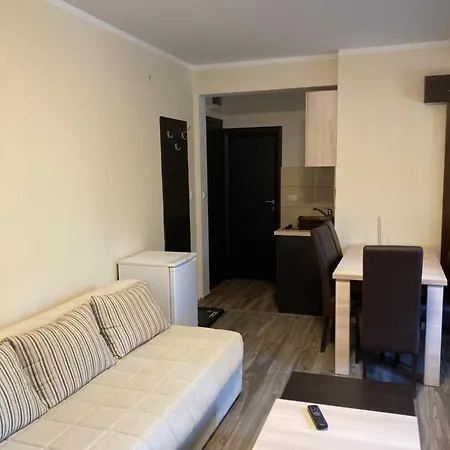 Max-well Paviljoni Jahorina